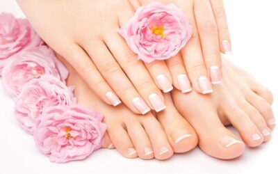 Manicure vs. Pedicure: Understanding the Differences and Benefits